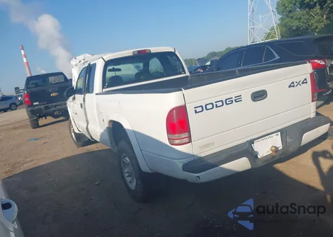 2000 Dodge Dakota Slt/Sport from USA, damaged, VIN 1B7GG22N8YS515780